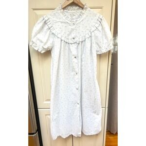 Vintage Mamary Womens Short Sleeve Floral Nightgown Blue Front Ruffle Collar